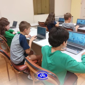 Alunos revisam conteúdo de forma lúdica através de jogos online | 4º ano