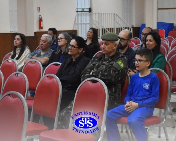 3ª série faz homenagem aos familiares