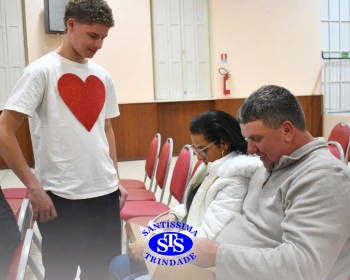 3ª série faz homenagem aos familiares