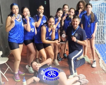Basquete Feminino conquista dois troféus de 1º lugar nos JEM