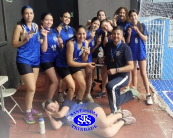 Basquete Feminino conquista dois troféus de 1º lugar nos JEM