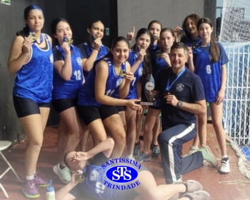 Basquete Feminino conquista dois troféus de 1º lugar nos JEM