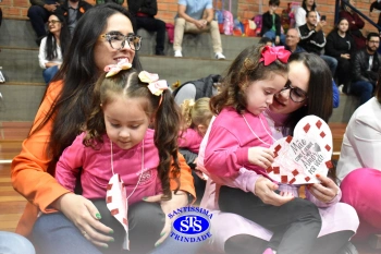 Homenagens às mães | Infantil 1, 3 e 4