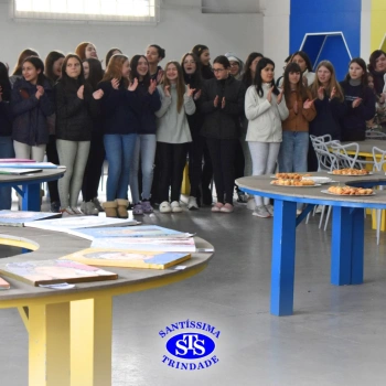Mostra Cultural Café com Arte incentiva a expressão artística e o autoconhecimento