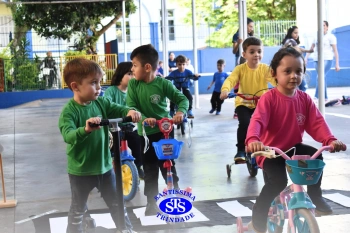 Crianças participam de atividade sobre a Semana do Trânsito | Inf. 3