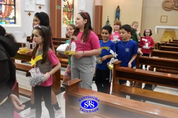 Estudantes celebram o sentido do Natal e fortalecem laços de amizade na Capela