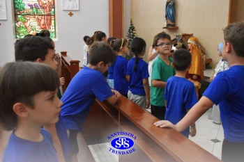 Estudantes celebram o sentido do Natal e fortalecem laços de amizade na Capela