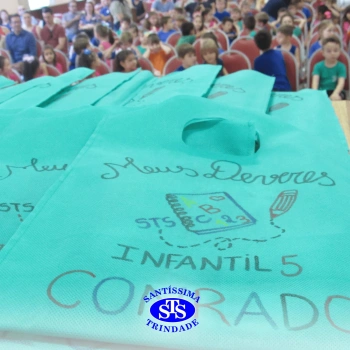 Festa do Caderno é marcada por alegria e emoção para as crianças do Infantil 5