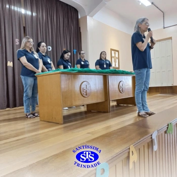 Festa do Caderno é marcada por alegria e emoção para as crianças do Infantil 5