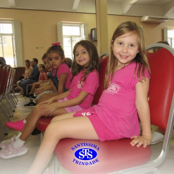 Festa do Caderno é marcada por alegria e emoção para as crianças do Infantil 5
