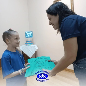 Festa do Caderno é marcada por alegria e emoção para as crianças do Infantil 5