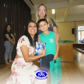 Festa do Caderno é marcada por alegria e emoção para as crianças do Infantil 5