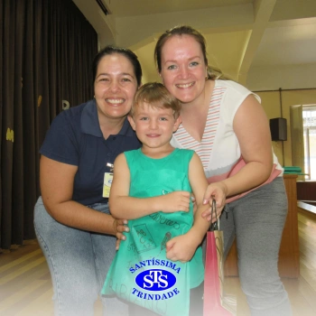 Festa do Caderno é marcada por alegria e emoção para as crianças do Infantil 5