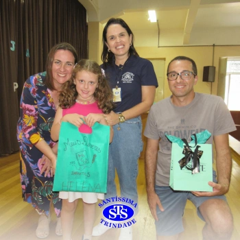 Festa do Caderno é marcada por alegria e emoção para as crianças do Infantil 5