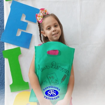 Festa do Caderno é marcada por alegria e emoção para as crianças do Infantil 5
