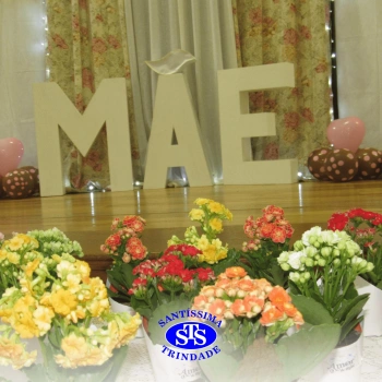 2º ano | Mães são homenageadas com várias atividades 