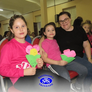 2º ano | Mães são homenageadas com várias atividades 