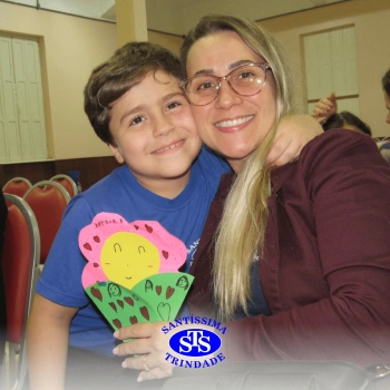 2º ano | Mães são homenageadas com várias atividades 