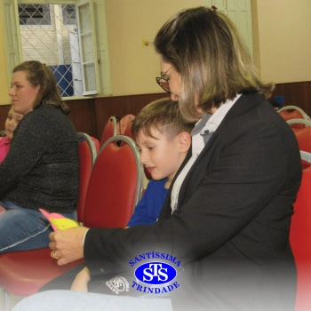 2º ano | Mães são homenageadas com várias atividades 