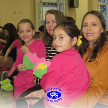 2º ano | Mães são homenageadas com várias atividades 