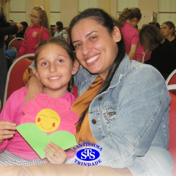 2º ano | Mães são homenageadas com várias atividades 