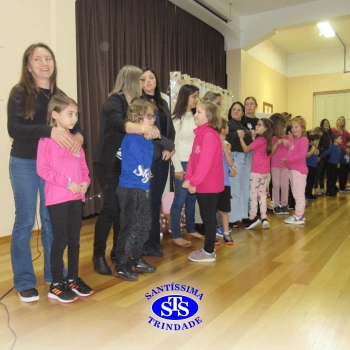 2º ano | Mães são homenageadas com várias atividades 