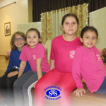 2º ano | Mães são homenageadas com várias atividades 