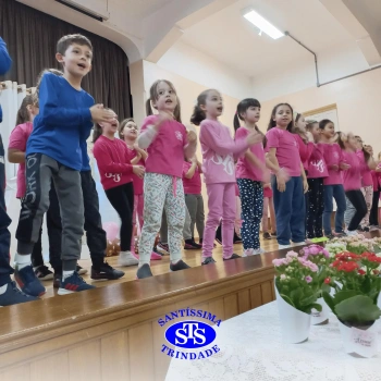 2º ano | Mães são homenageadas com várias atividades 