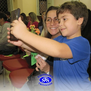 2º ano | Mães são homenageadas com várias atividades 