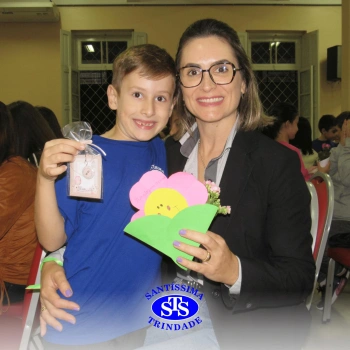 2º ano | Mães são homenageadas com várias atividades 