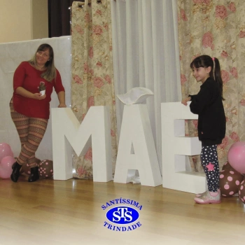 2º ano | Mães são homenageadas com várias atividades 