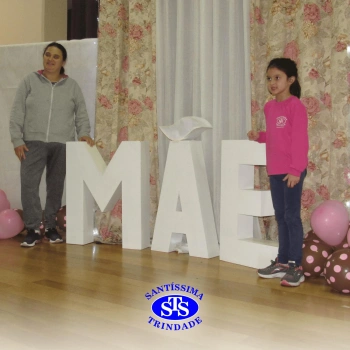 2º ano | Mães são homenageadas com várias atividades 
