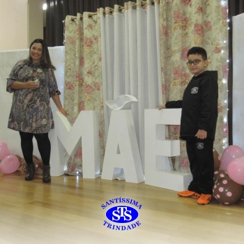 2º ano | Mães são homenageadas com várias atividades 