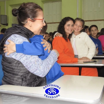 2º ano | Mães são homenageadas com várias atividades 