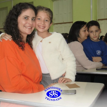 2º ano | Mães são homenageadas com várias atividades 