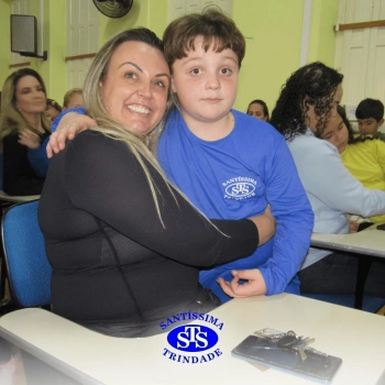 2º ano | Mães são homenageadas com várias atividades 