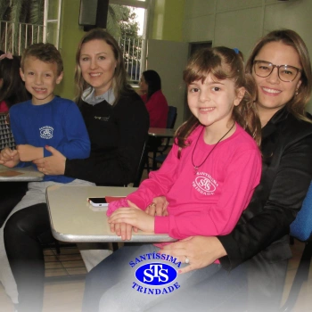 2º ano | Mães são homenageadas com várias atividades 