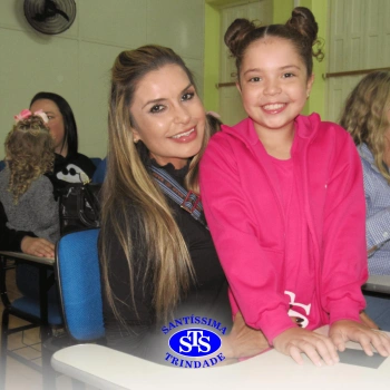 2º ano | Mães são homenageadas com várias atividades 