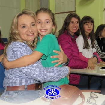 2º ano | Mães são homenageadas com várias atividades 