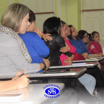 2º ano | Mães são homenageadas com várias atividades 