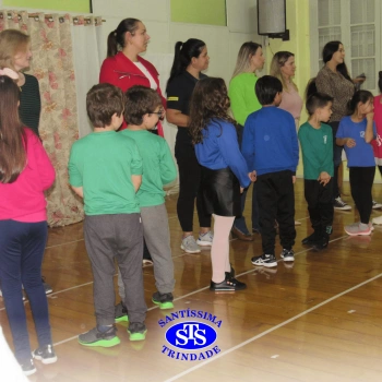 2º ano | Mães são homenageadas com várias atividades 