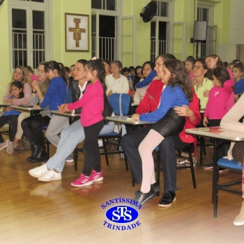 2º ano | Mães são homenageadas com várias atividades 