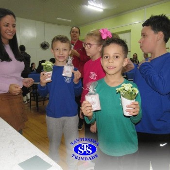 2º ano | Mães são homenageadas com várias atividades 
