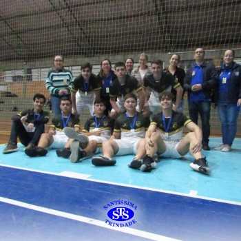 Alunos do Ensino Médio participam dos Jogos Interséries Franciscanos
