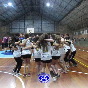 Alunos do Ensino Médio participam dos Jogos Interséries Franciscanos