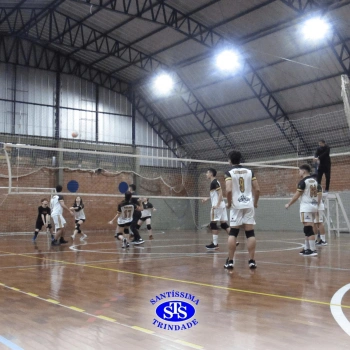 Alunos do Ensino Médio participam dos Jogos Interséries Franciscanos