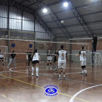 Alunos do Ensino Médio participam dos Jogos Interséries Franciscanos