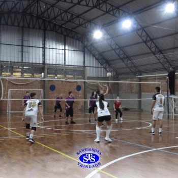 Alunos do Ensino Médio participam dos Jogos Interséries Franciscanos
