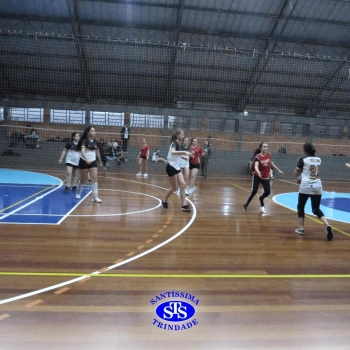Alunos do Ensino Médio participam dos Jogos Interséries Franciscanos