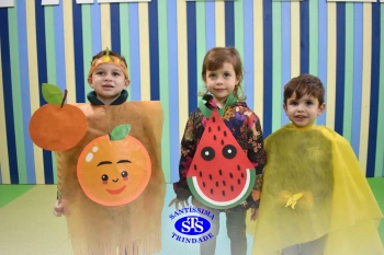 Desfile das Frutas incentiva a alimentação saudável | Inf. 3
